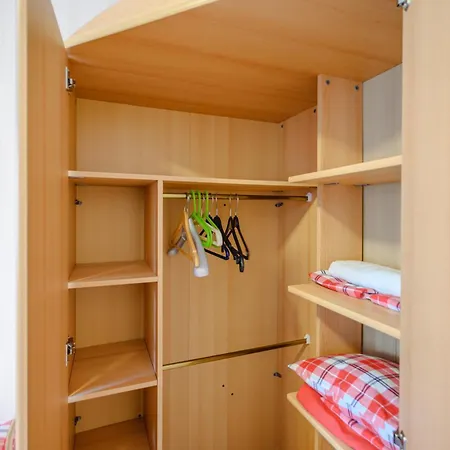 3-room With 2 Bathrooms In Laatzen Id-8 * Hanower