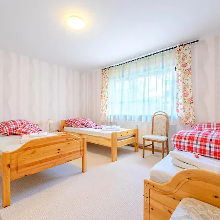 3-room With 2 Bathrooms In Laatzen Id-8 * Ганновер