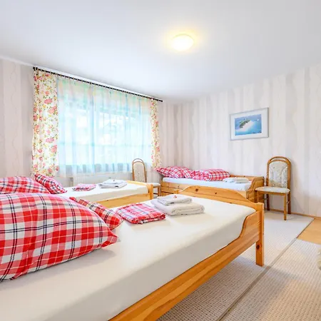Апартаменты 3-room With 2 Bathrooms In Laatzen Id-8 *