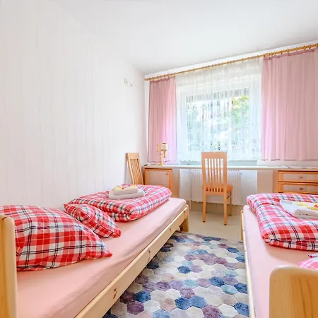 Apartament 3-room With 2 Bathrooms In Laatzen Id-8 Hanower